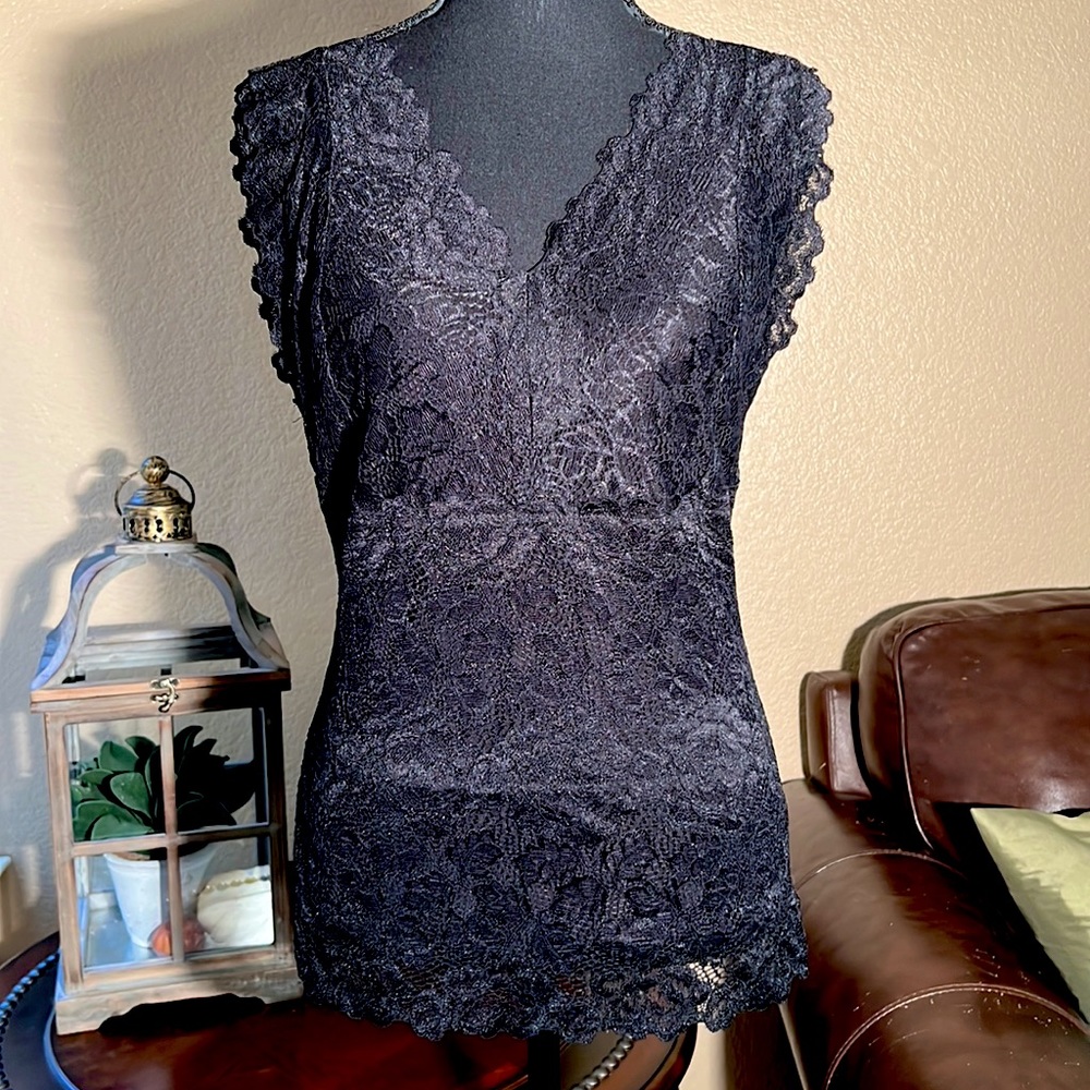 INC International Concepts black lace sleeveless top